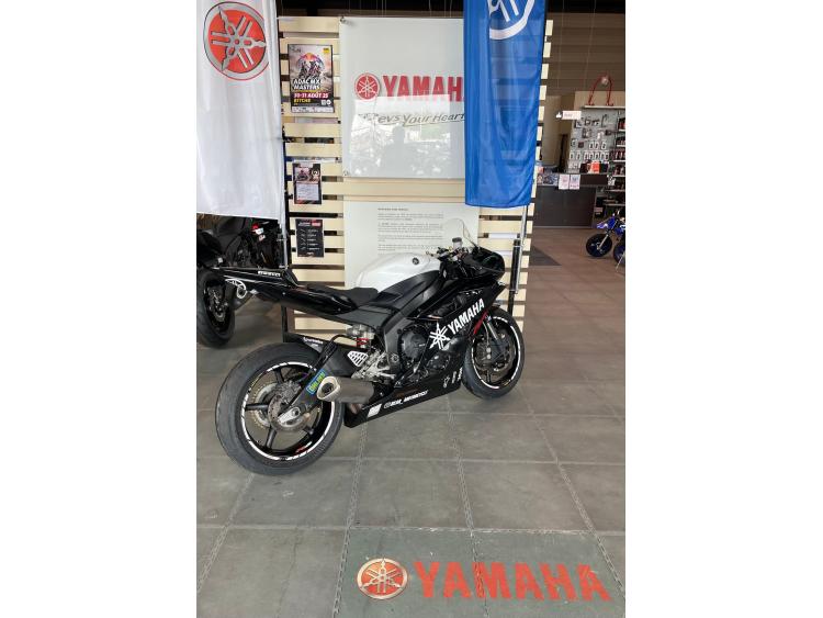 YAMAHA YZF-R6 RACE
