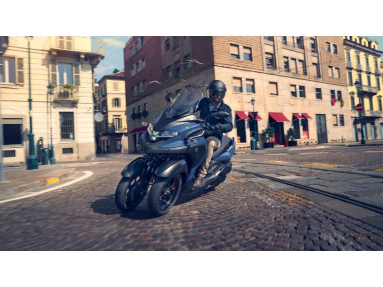 YAMAHA TRICITY 300