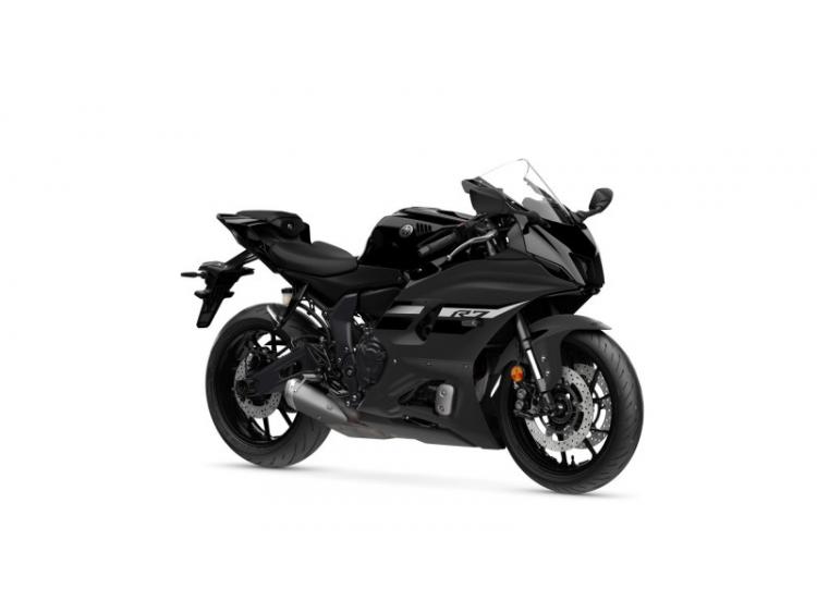 YAMAHA R7