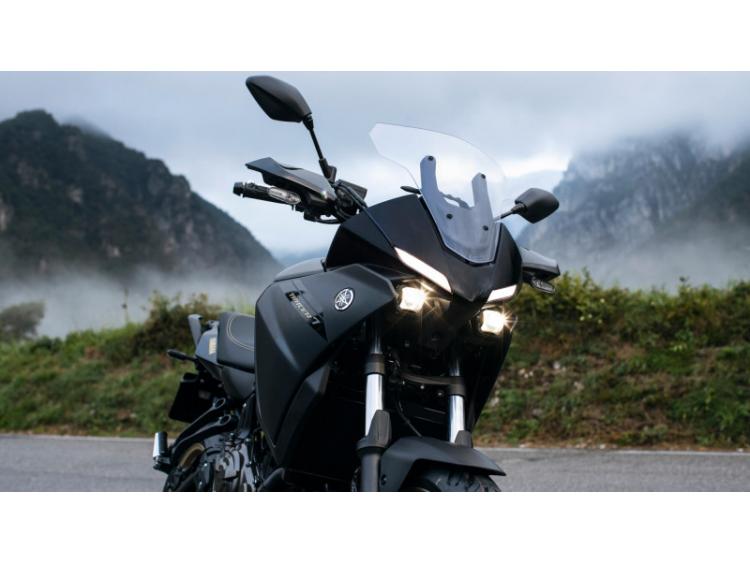 YAMAHA TRACER 7