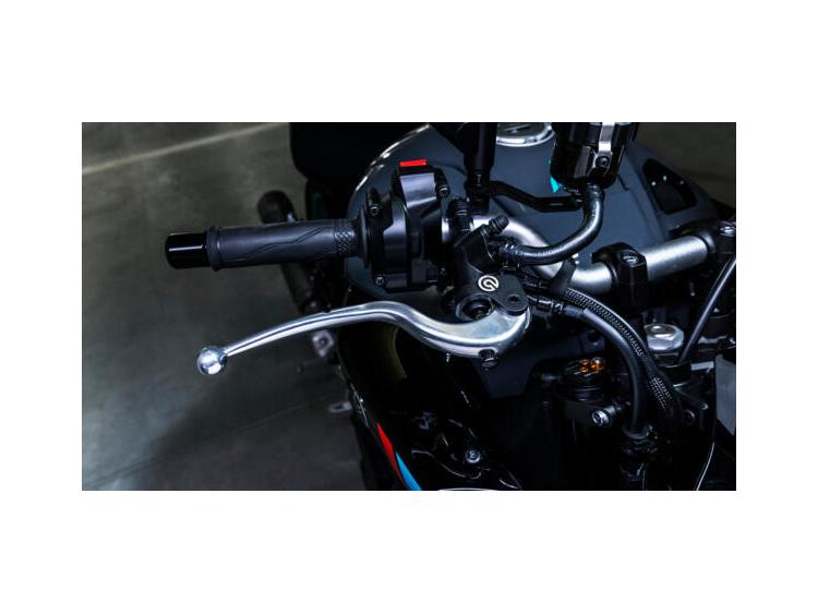 YAMAHA MT-10