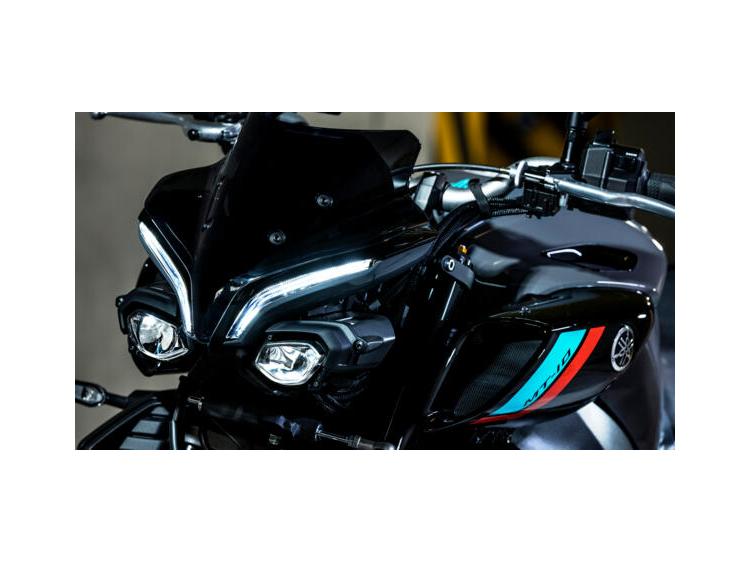YAMAHA MT-10