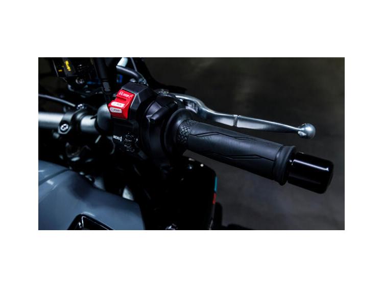 YAMAHA MT-10