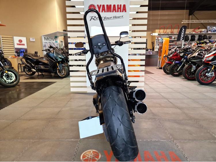 HARLEY-DAVIDSON SOFTAIL FAT BOB 1800