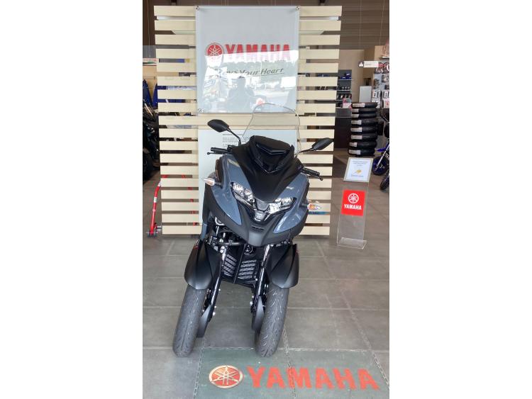 YAMAHA TRICITY 300