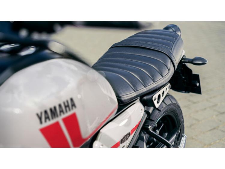 YAMAHA XSR125