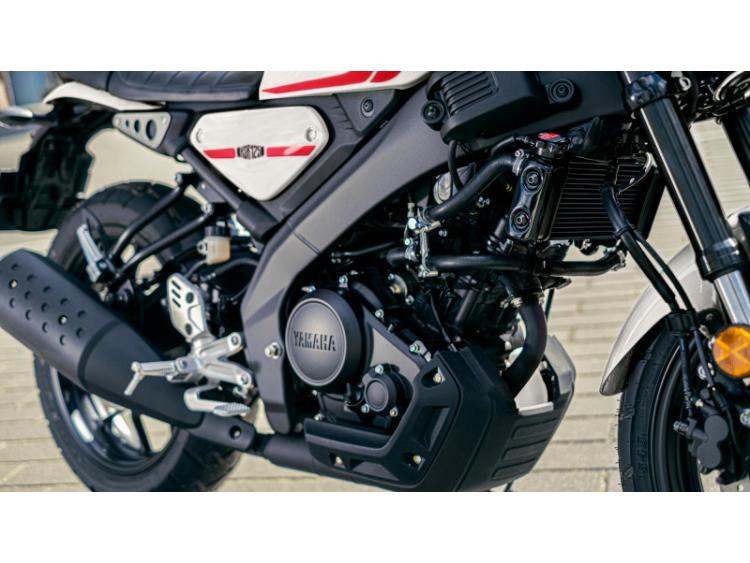 YAMAHA XSR125
