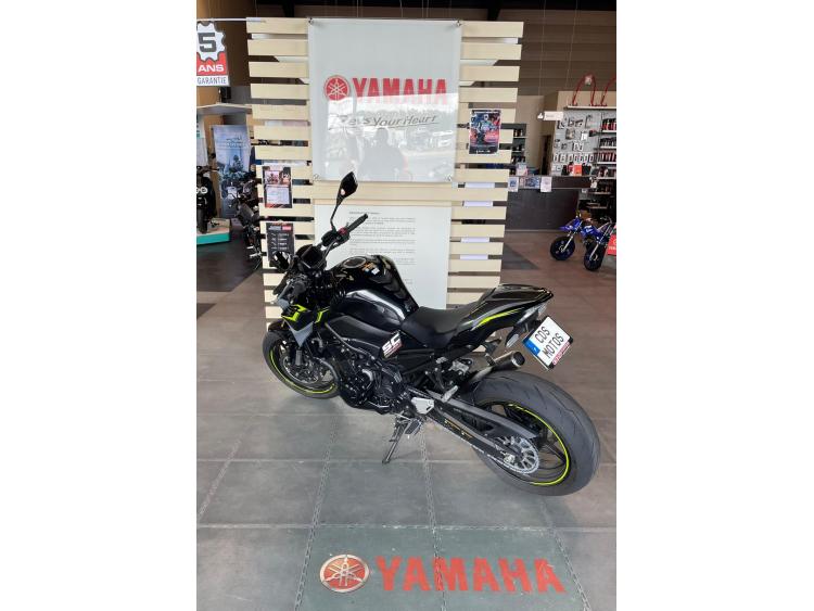 KAWASAKI Z900