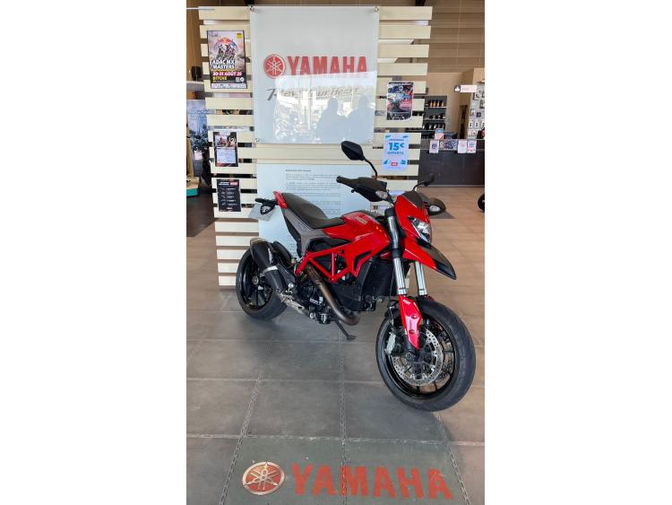 DUCATI HYPERMOTARD 821