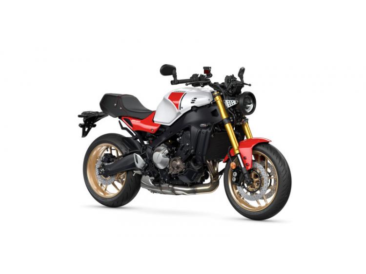YAMAHA XSR 900 2025