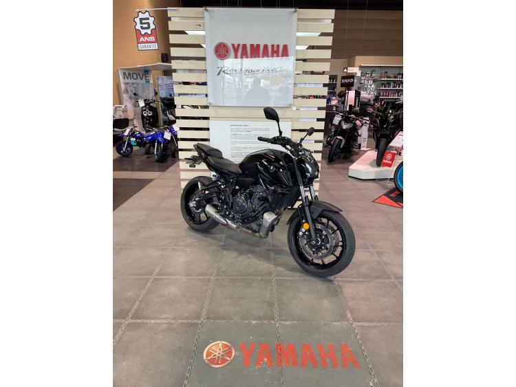 YAMAHA MT-07 (47.5CV)