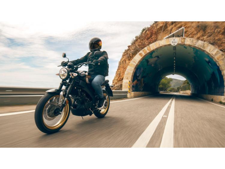 YAMAHA XSR 125 Legacy