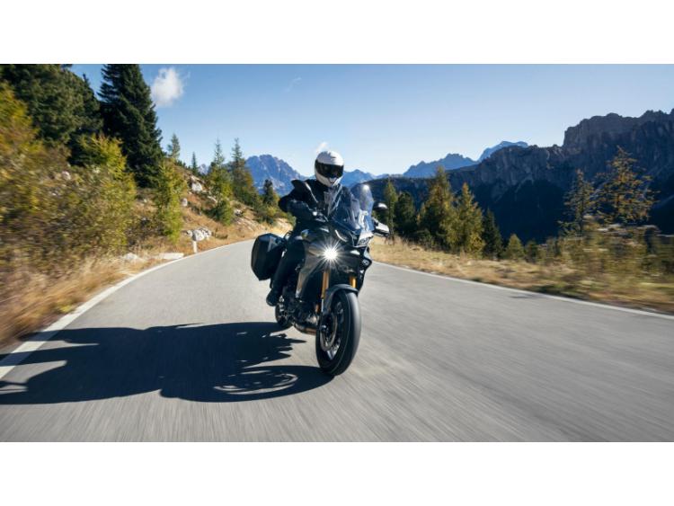YAMAHA TRACER 9 GT 2025