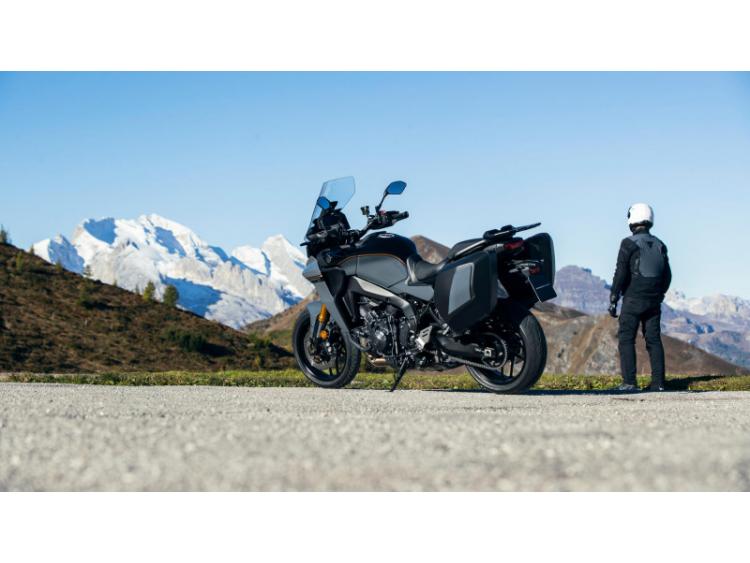 YAMAHA TRACER 9 GT 2025