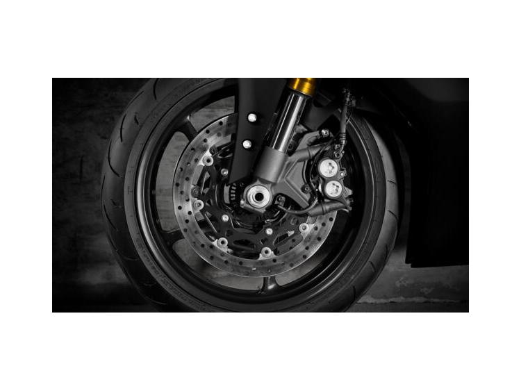 YAMAHA R6 RACE