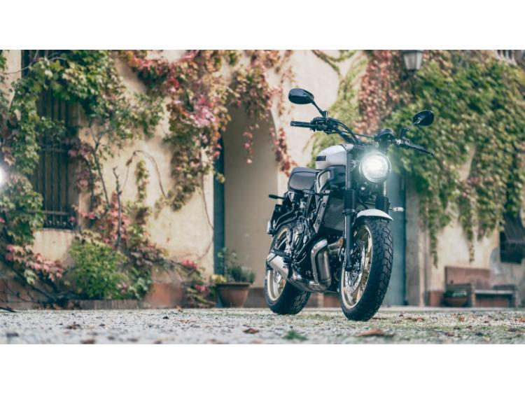 YAMAHA XSR 700 LEGACY