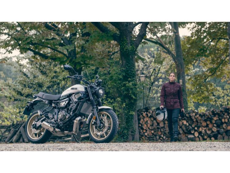 YAMAHA XSR 700 LEGACY